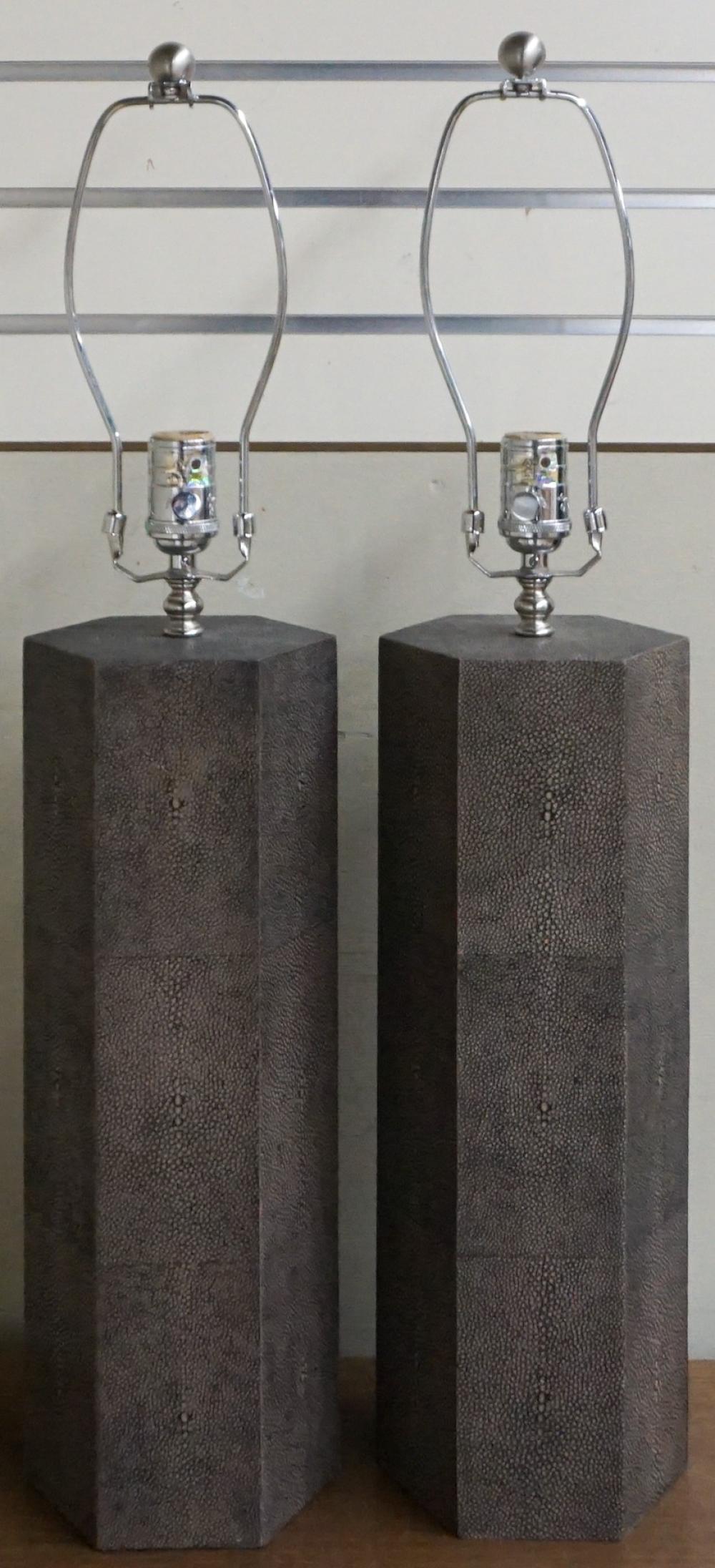 PAIR OF FAUX SHAGREEN TABLE LAMPS 330ff2