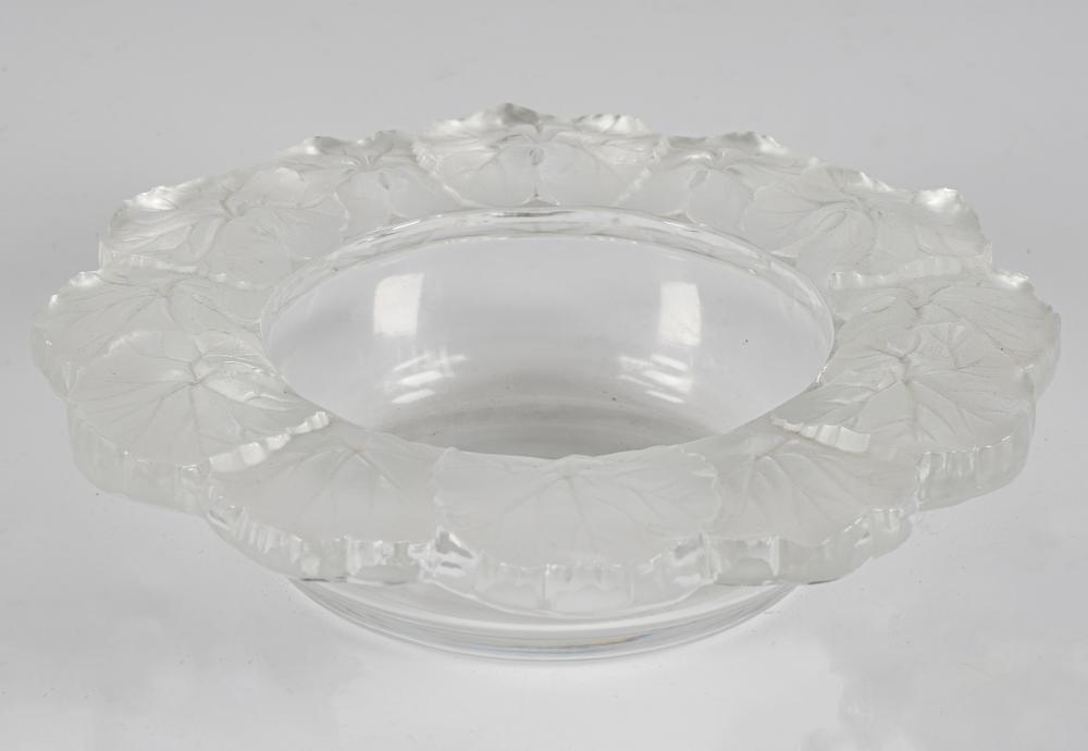 LALIQUE HONFLEUR GLASS BOWLsigned 33103d