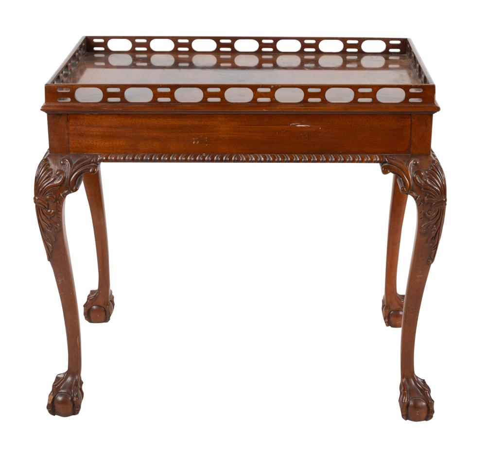 CHIPPENDALE STYLE MAHOGANY OCCASIONAL 331045