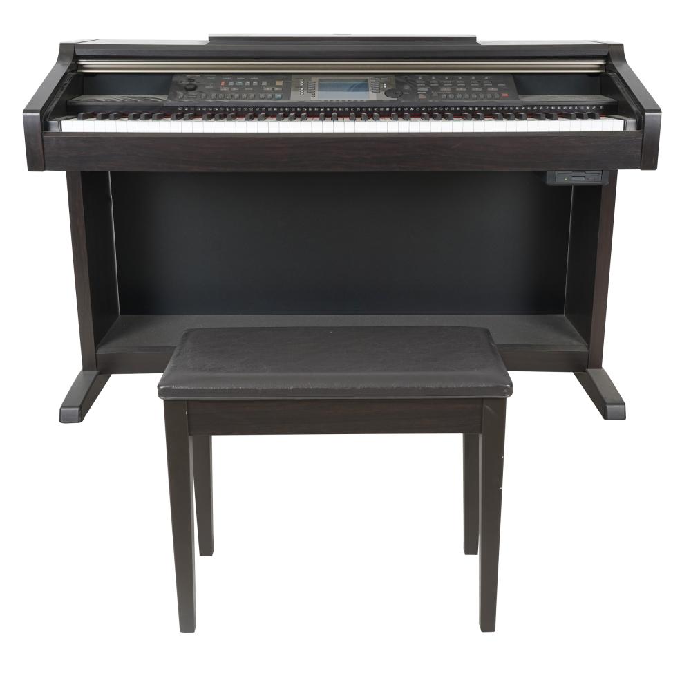 YAMAHA CLAVINOVA ELECTRIC PIANOwith