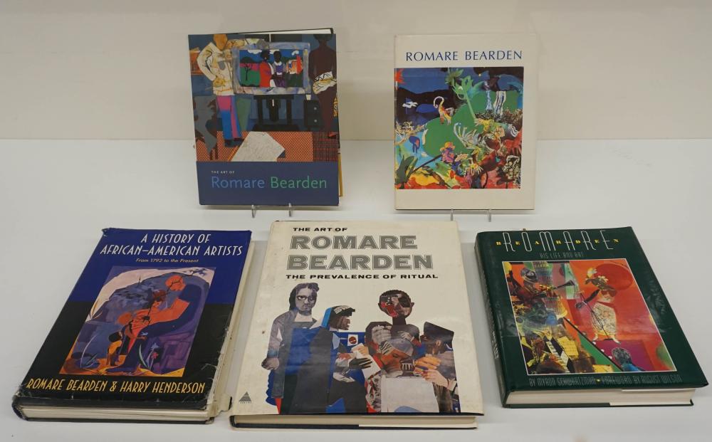 FIVE VOLUMES OF ARTWORK BY ROMARE 3312b4