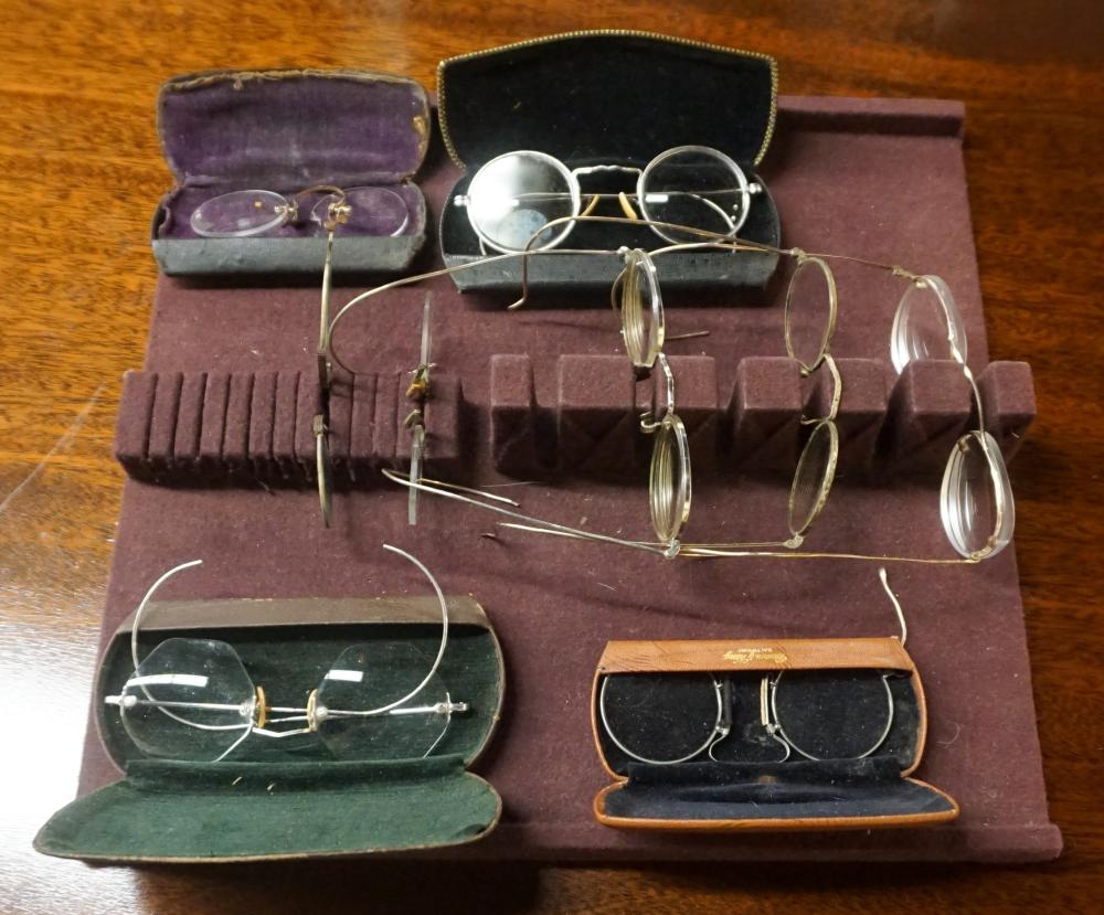 COLLECTION OF EYEGLASSESCollection of