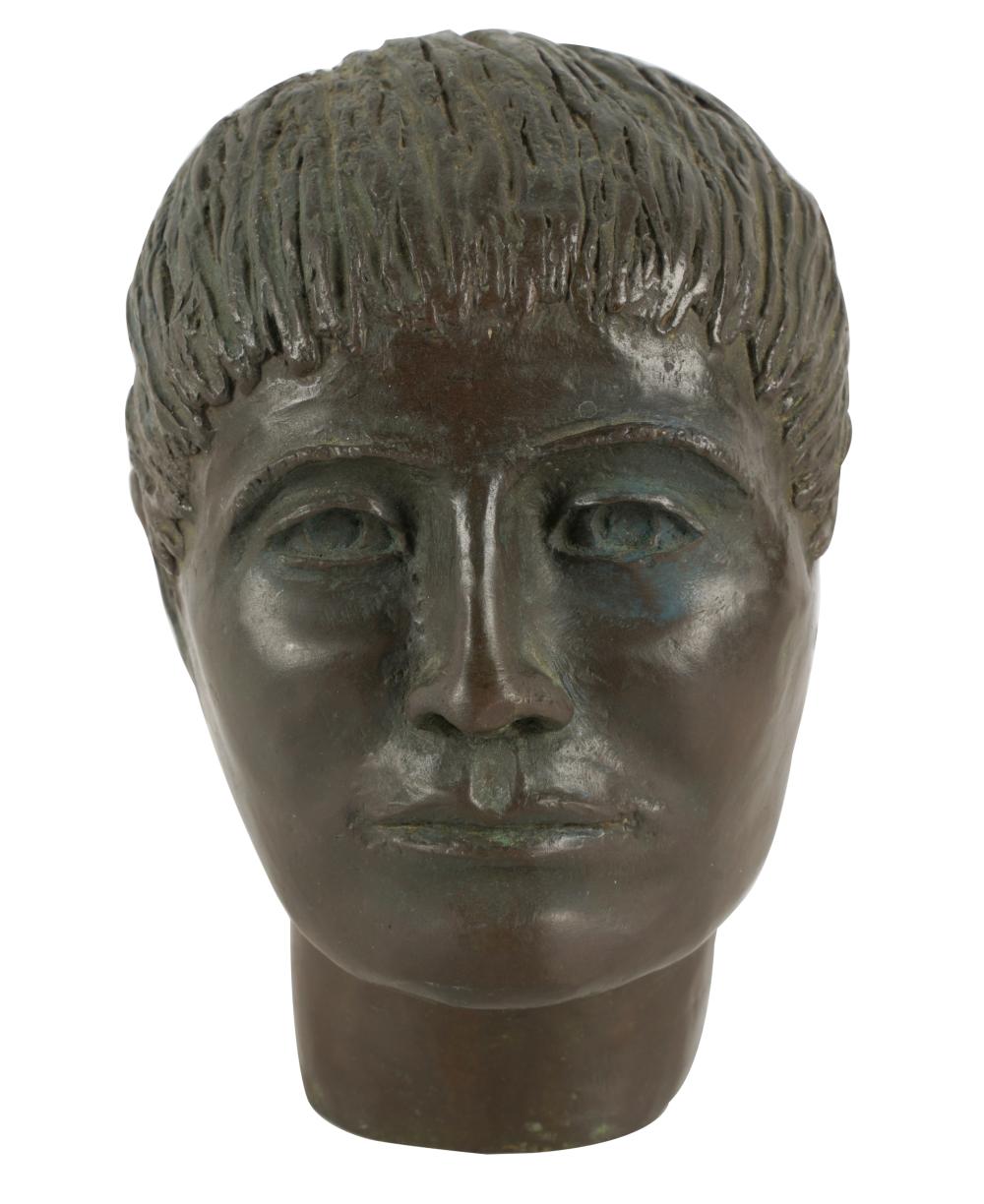 20TH CENTURY HEAD OF A BOYbronze  33141c