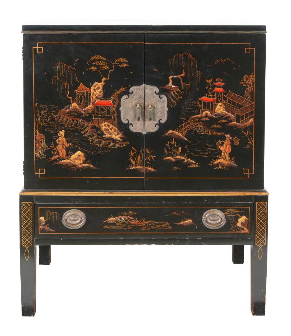 DREXEL CHINOISERIE LACQUERED CABINETwith