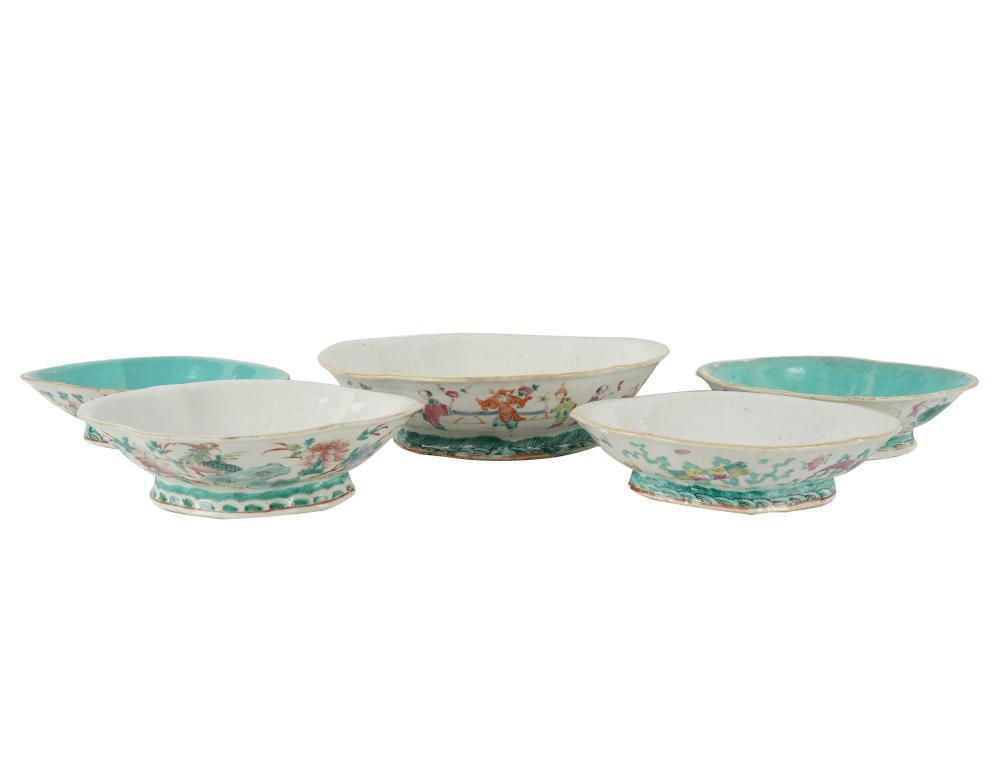 FIVE CHINESE PORCELAIN OVAL DISHESunmarked  331619