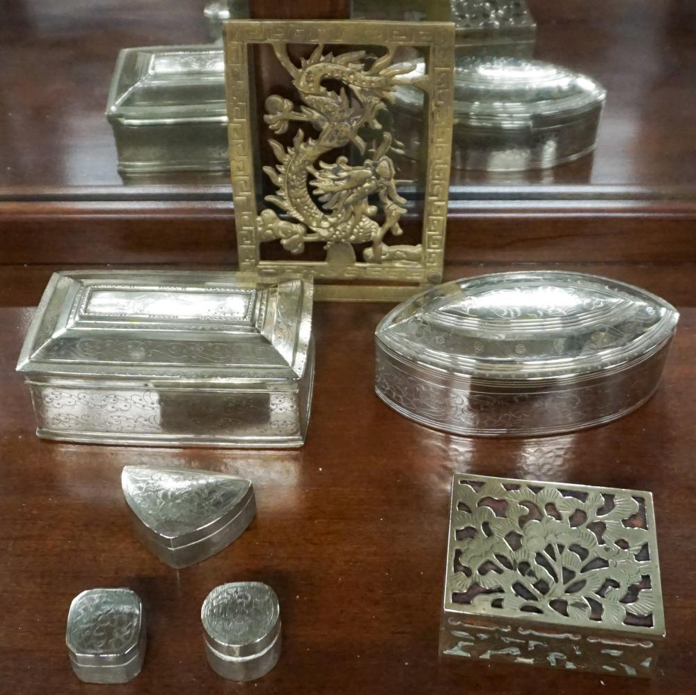 GROUP OF SILVERPLATE TABLE BOXES 3316f0