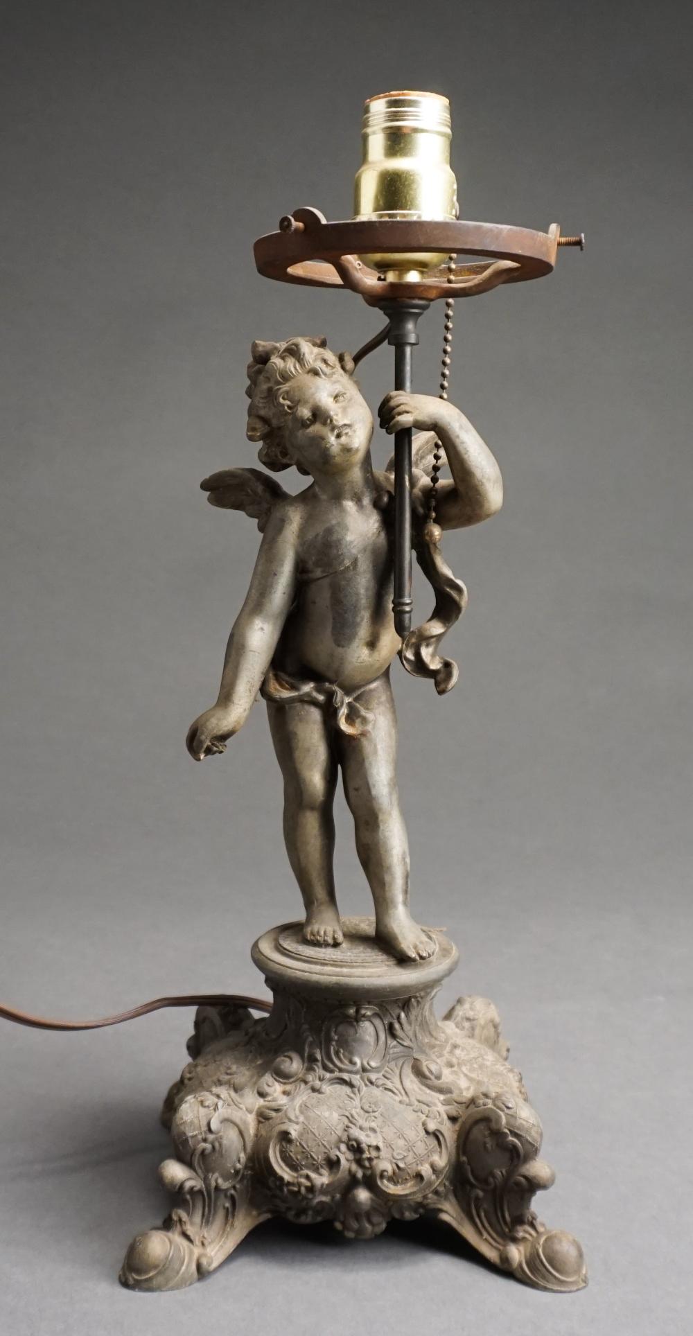 PATINATED METAL PUTTO FORM TABLE 33171c