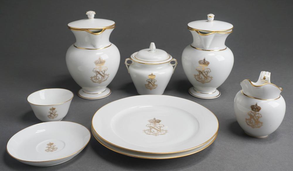 SEVRES TYPE EIGHT PIECE PORCELAIN 33176d