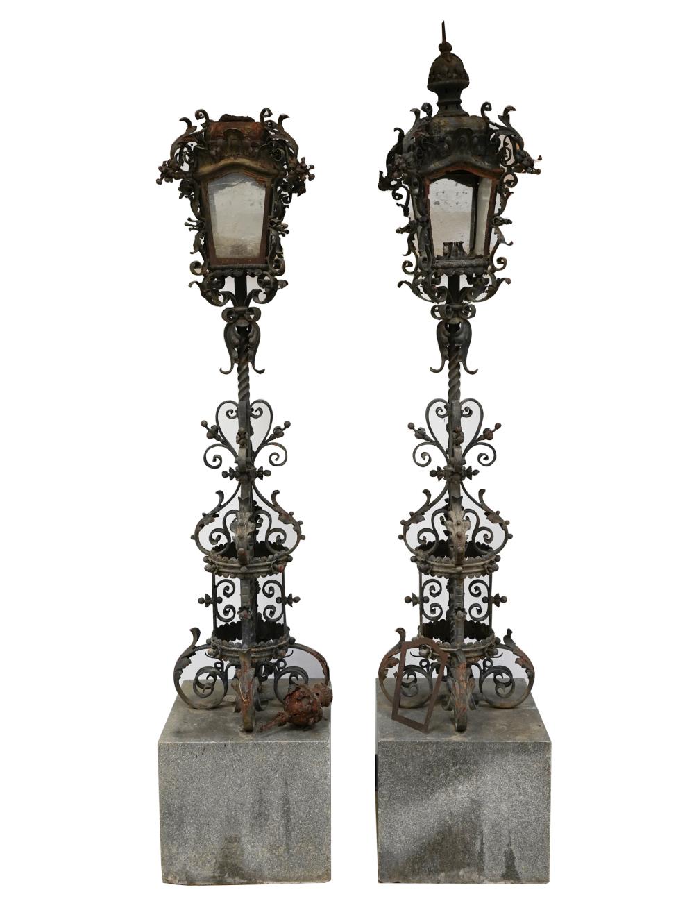 PAIR OF CONTINENTAL WROUGHT IRON 331842