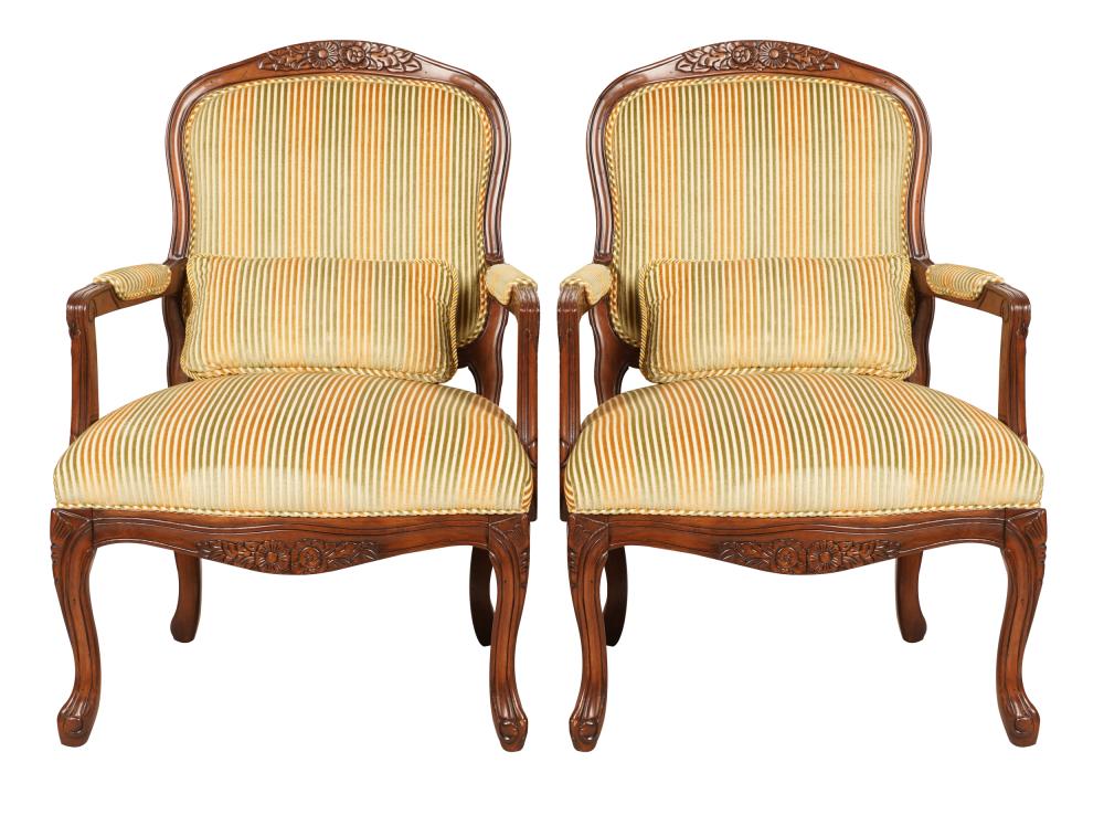 PAIR OF FRENCH PROVINCIAL STYLE 3318a1