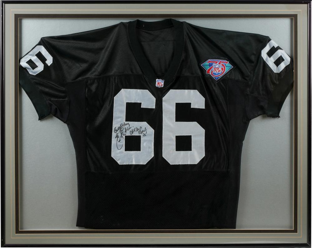 SIGNED OAKLAND RAIDERS JERSEYsigned 3318fd