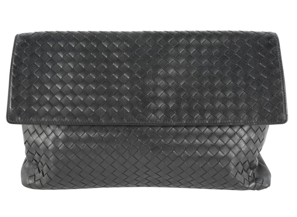 BOTTEGA VENETA LEATHER CLUTCHblack 331983