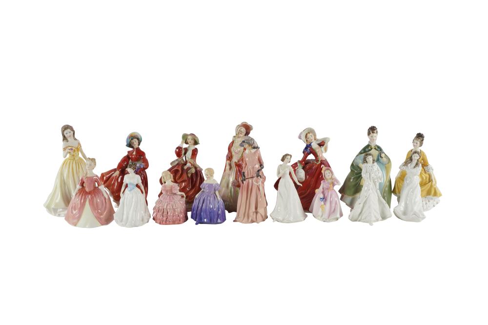 SIXTEEN ROYAL DOULTON PORCELAIN 3319cb