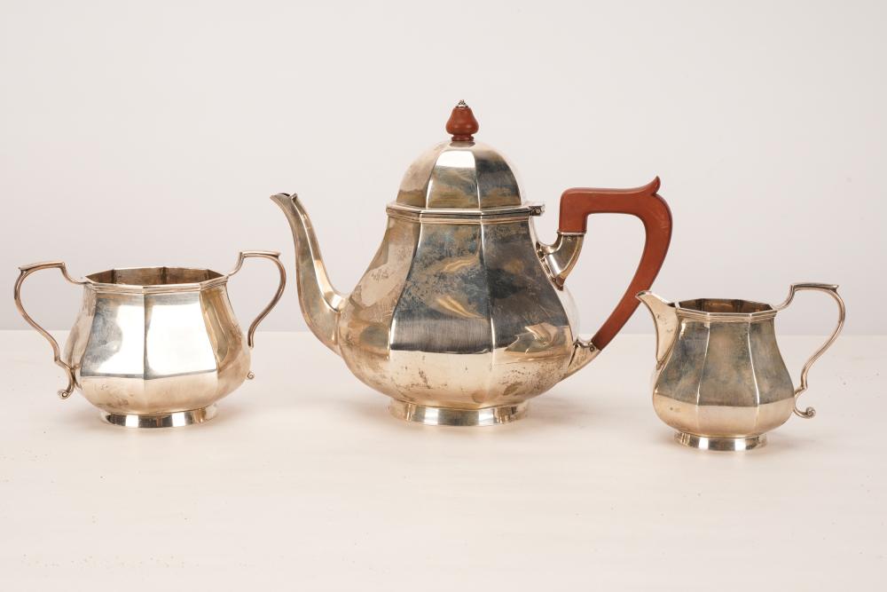 THREE-PIECE ENGLISH STERLING TEA