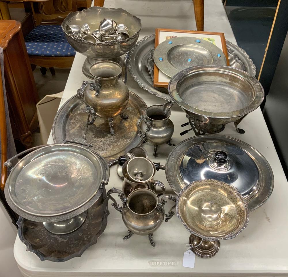 COLLECTION OF MOSTLY SILVER PLATE 32f6e7