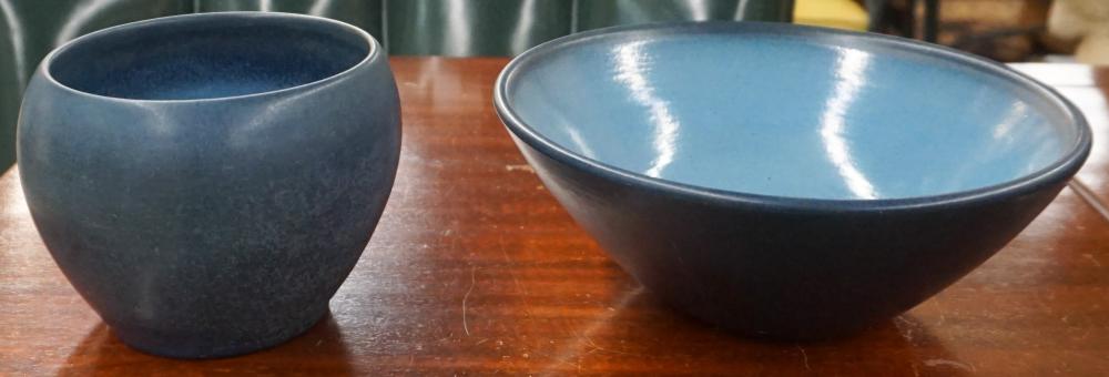 MARBLEHEAD POTTERY BLUE GLAZED 32f83d