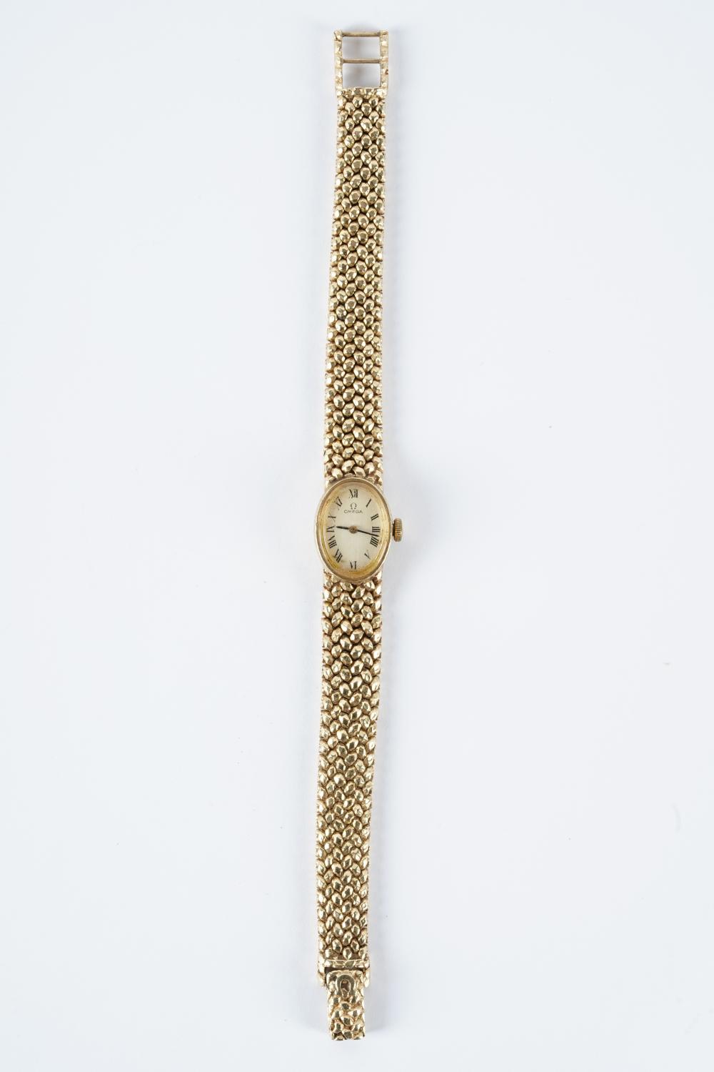 OMEGA 14 KARAT YELLOW GOLD WATCHthe 32f8e7