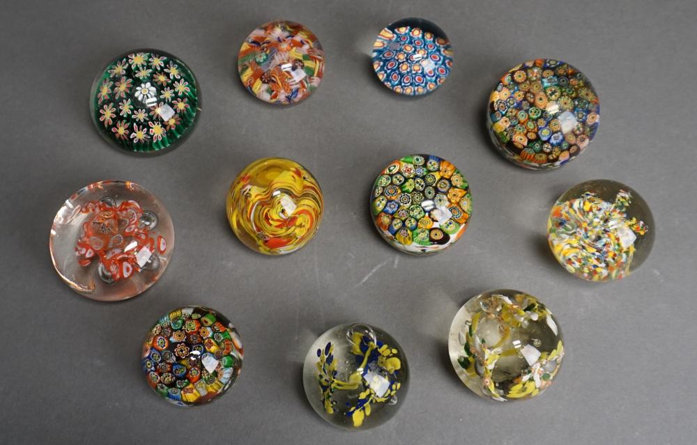 GROUP OF 11 ART GLASS PAPERWEIGHTSGroup