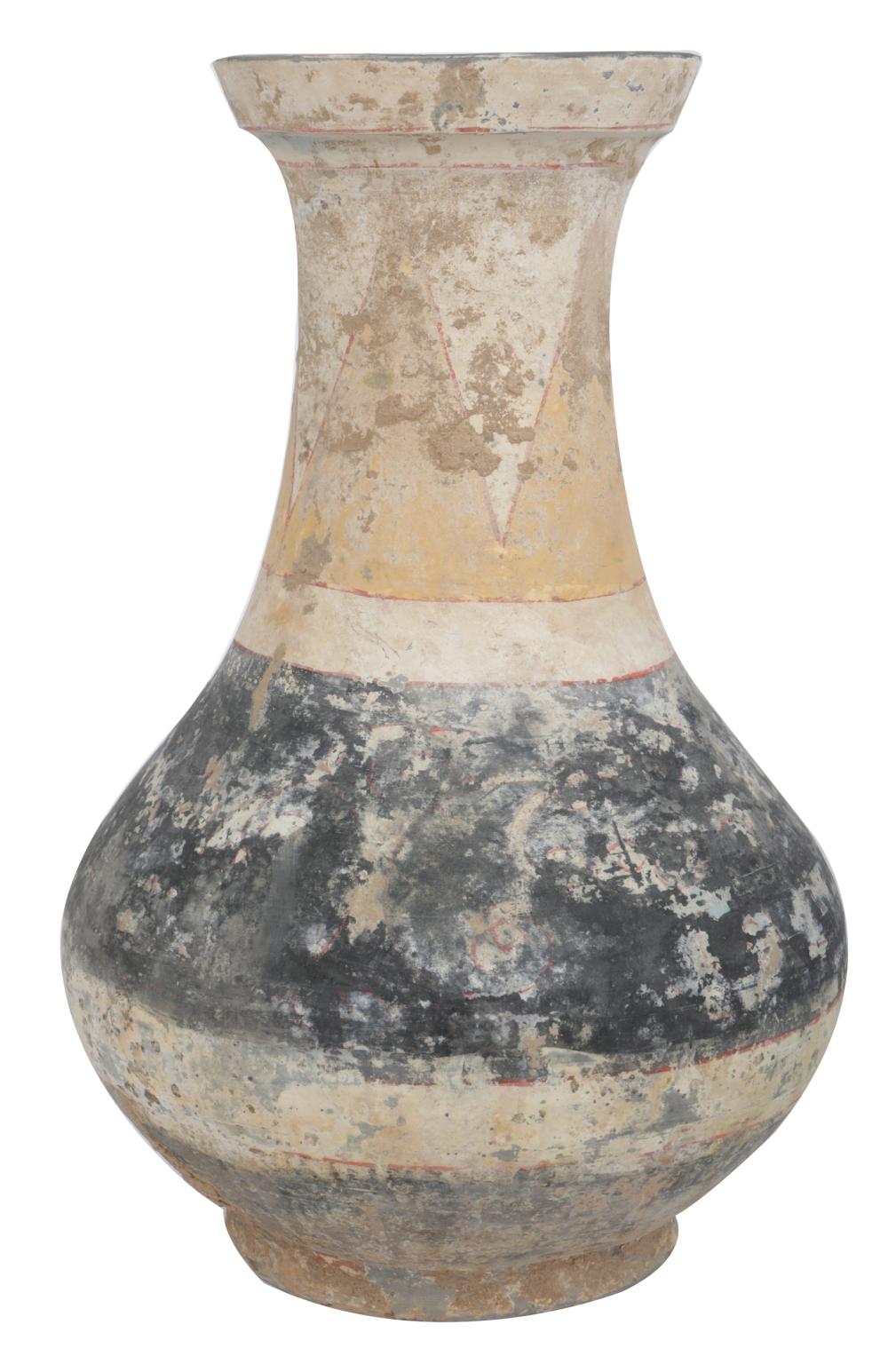 HAN DYNASTY POLYCHROMED POTTERY 32f913