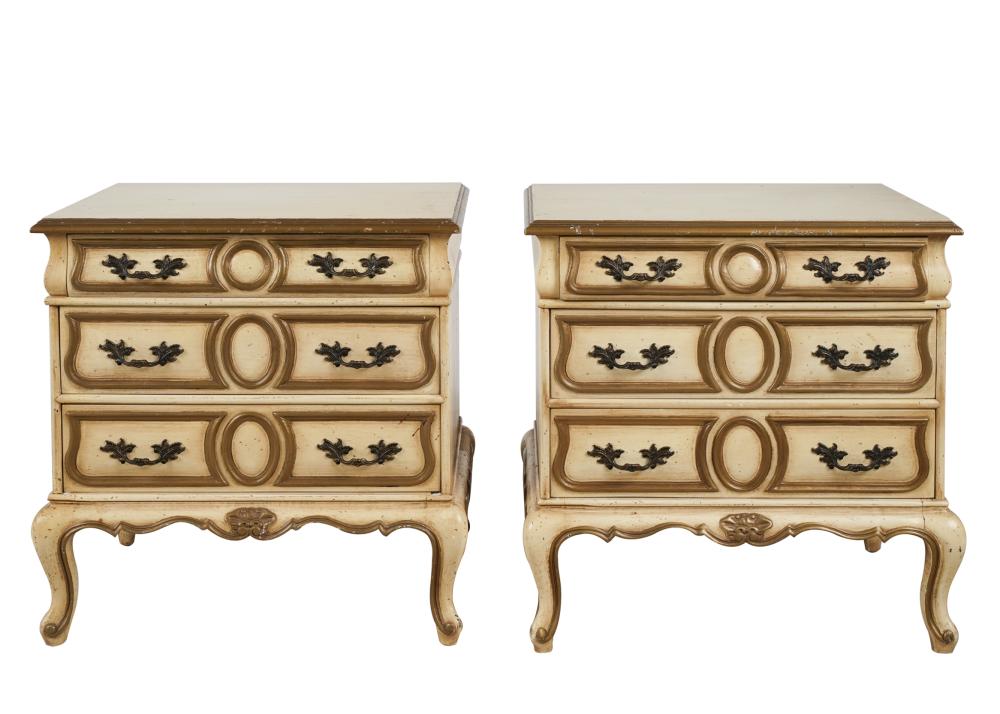 PAIR FRENCH PROVINCIAL STYLE PAINTED 32f996