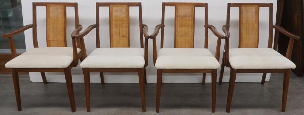 SET OF FOUR HIBRITEN CHAIR COMPANY 32fa45