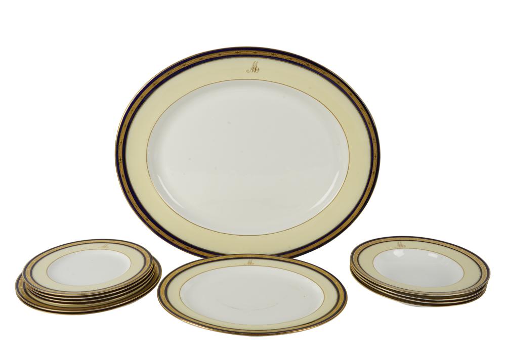 ROYAL WORCESTER PORCELAIN PARTIAL 32faaa