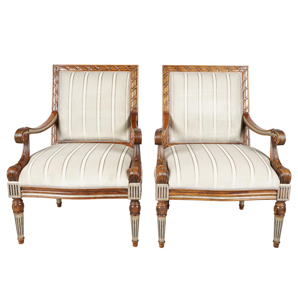 PAIR OF CARVED WALNUT FAUTEUILS20th 32fb93