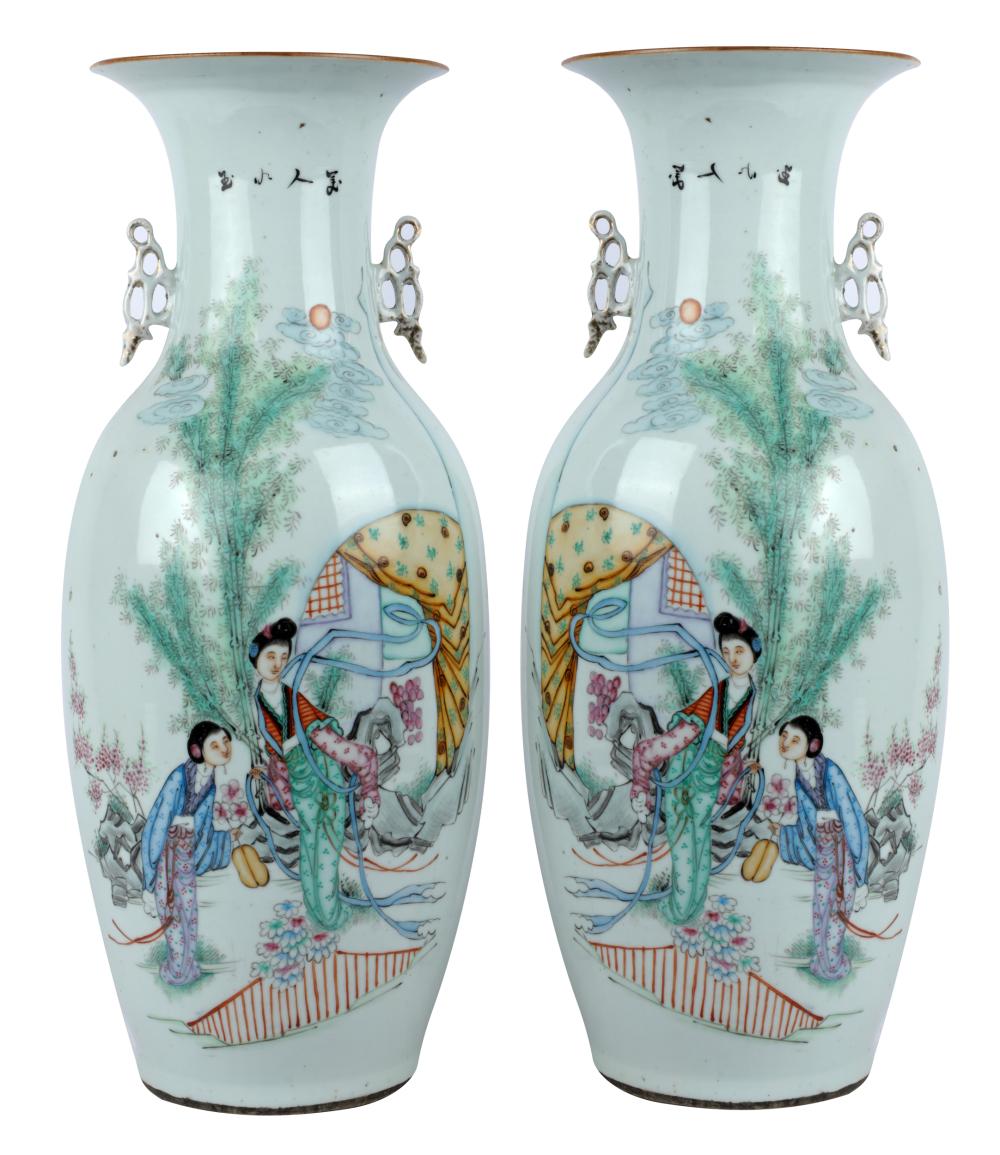 PAIR OF LARGE CHINESE PORCELAIN