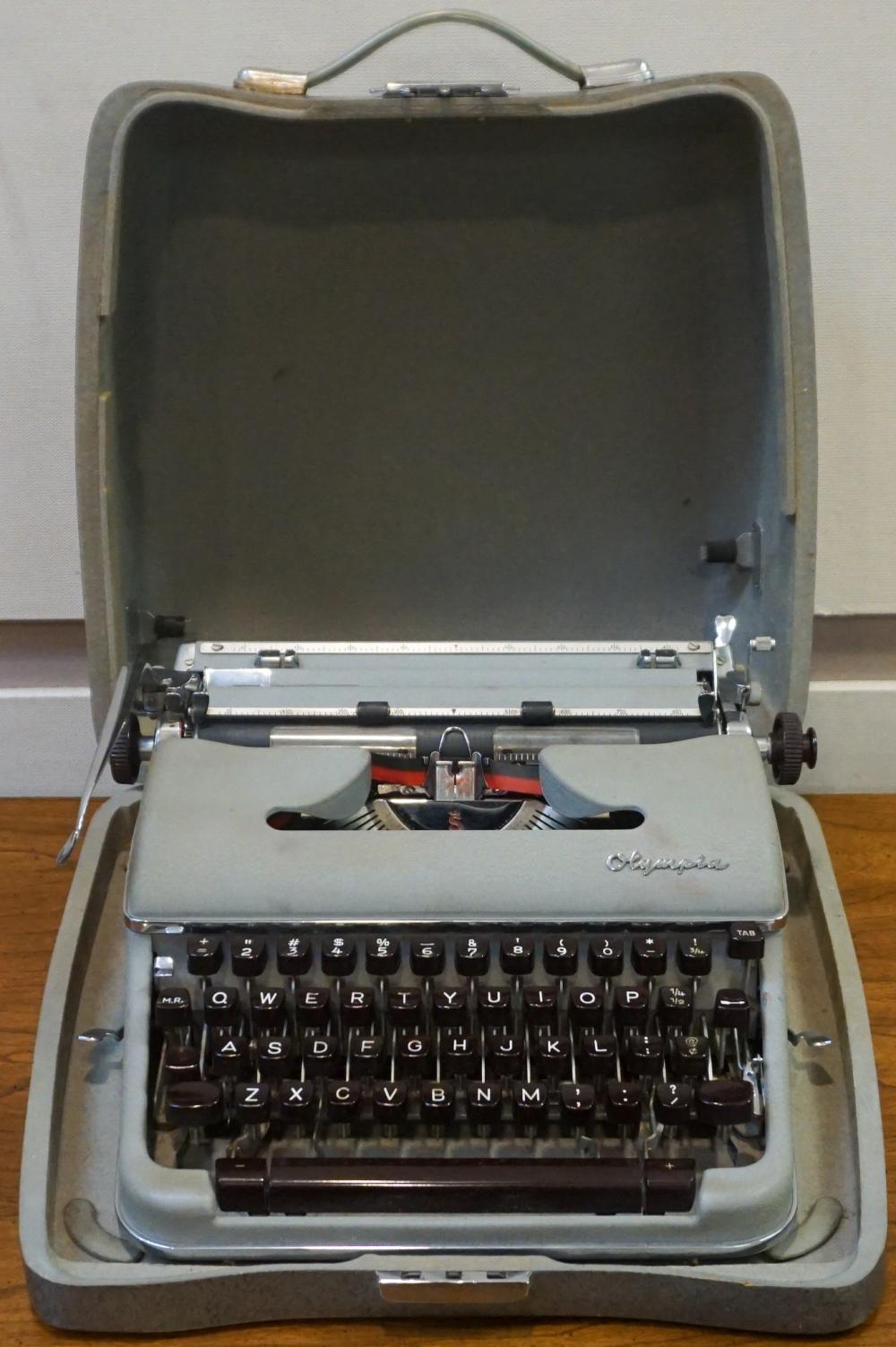 OLYMPIA TYPEWRITER WITH CASEOlympia