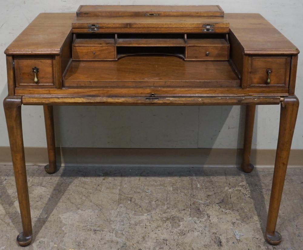 QUEEN ANNE STYLE WALNUT SPINET DESK