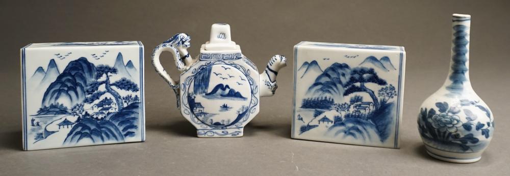 FOUR CHINESE BLUE AND WHITE PORCELAIN 32fde0