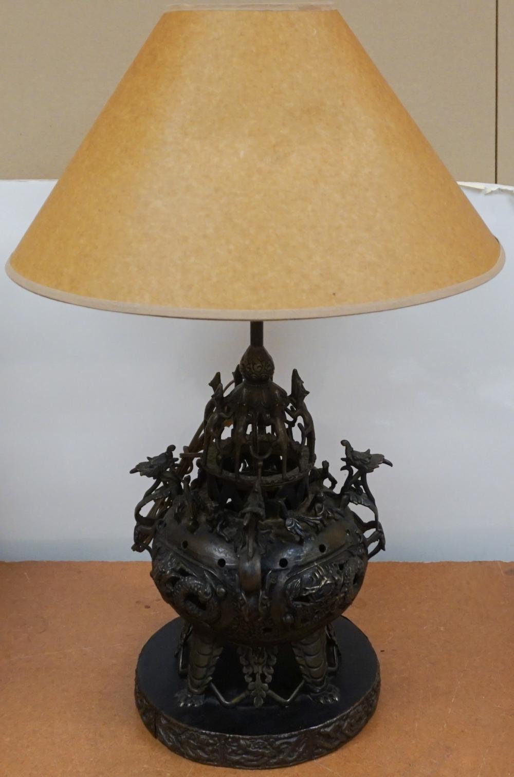 CHINESE BRONZE TABLE LAMP H 29 330020