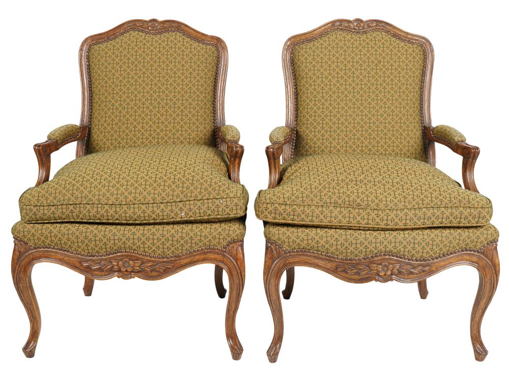 PAIR OF LOUIS XV-STYLE FAUTEUILScarved