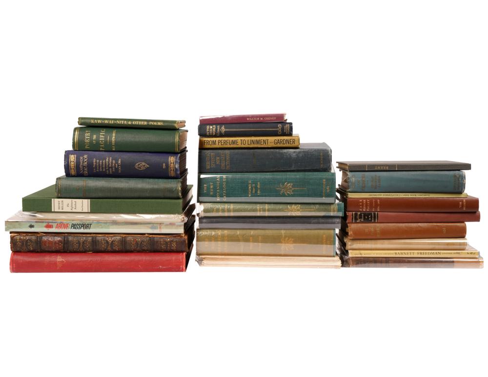 COLLECTION OF ASSORTED BOOKScomprising