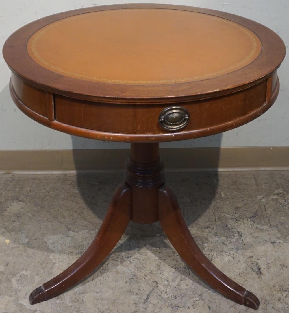 GEORGE III STYLE MAHOGANY TOOLED