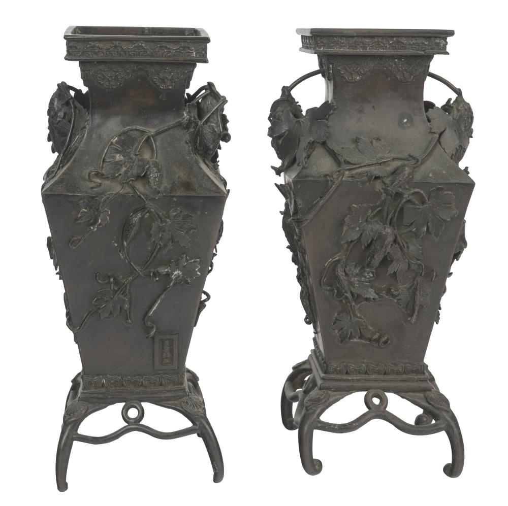 PAIR OF JAPANESE STYLE BRONZE VASESeach 3305e7