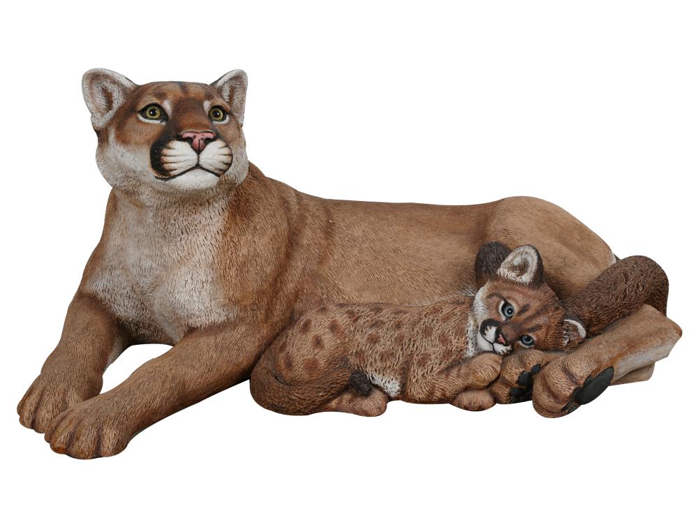 LARGE FIGURE OF A MOUNTAIN LION WITH
