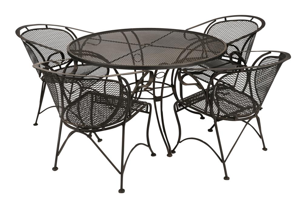 BLACK IRON PATIO SETcomprising 332da3