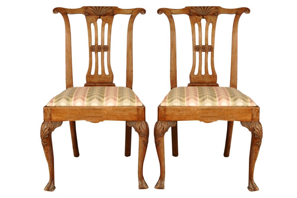 PAIR OF CHIPPENDALE STYLE MAHOGANY 332dab