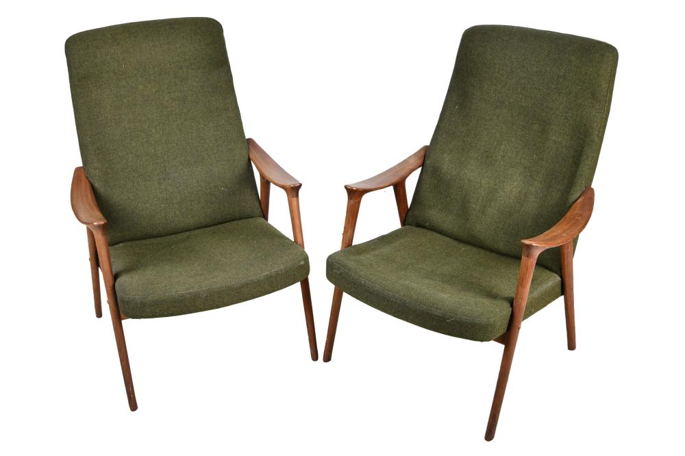 PAIR OF DANISH MODERN TEAK LOUNGE