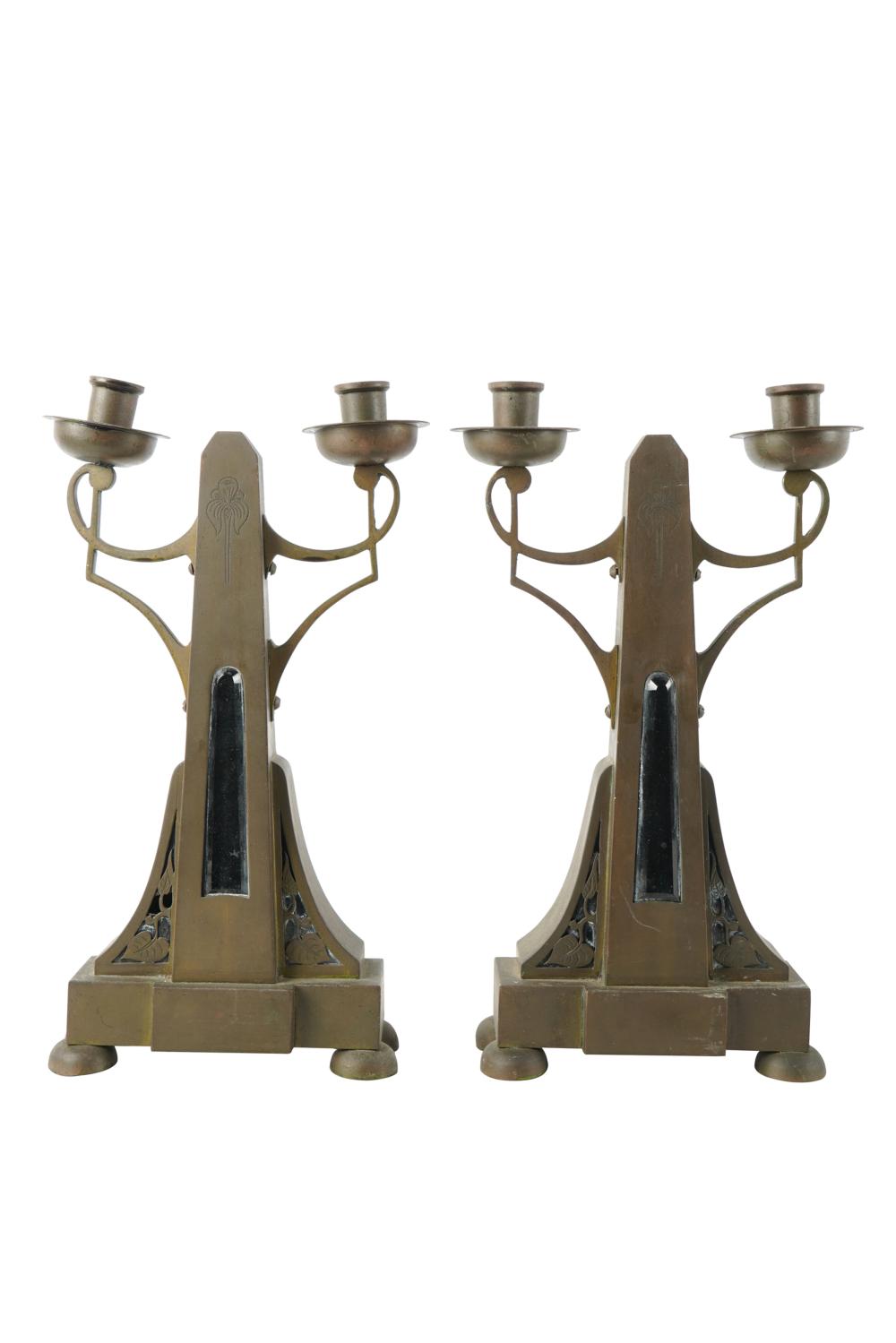 PAIR OF ARTS & CRAFTS STYLE TWIN-LIGHT