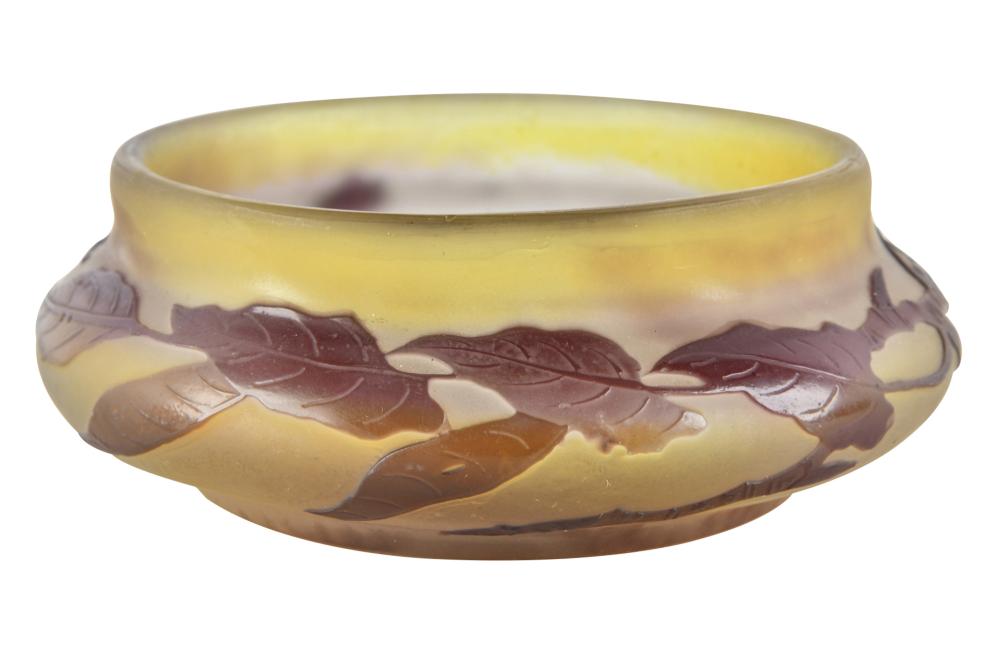 EMILE GALLE CAMEO GLASS BOWLsigned 332e77