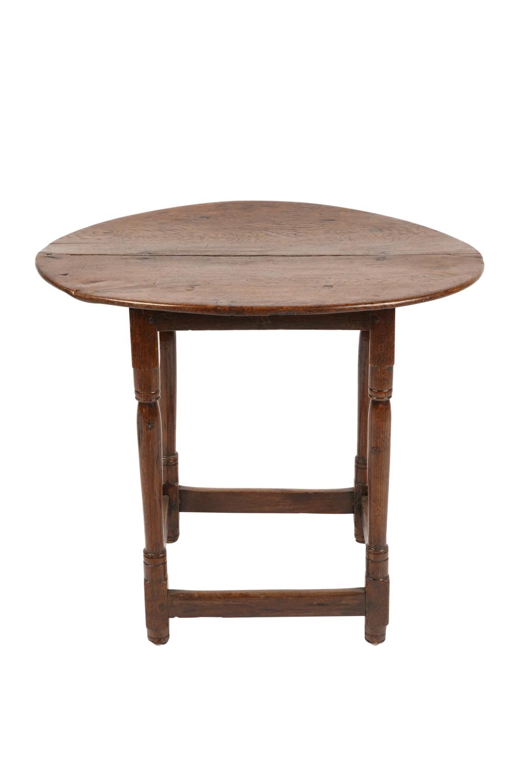 GEORGIAN OAK OVAL TABLEwith two plank 332ec6