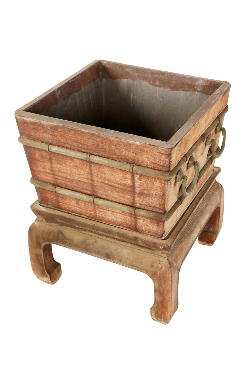 CHINESE WOOD PLANTER ON STANDremovable 332ed8