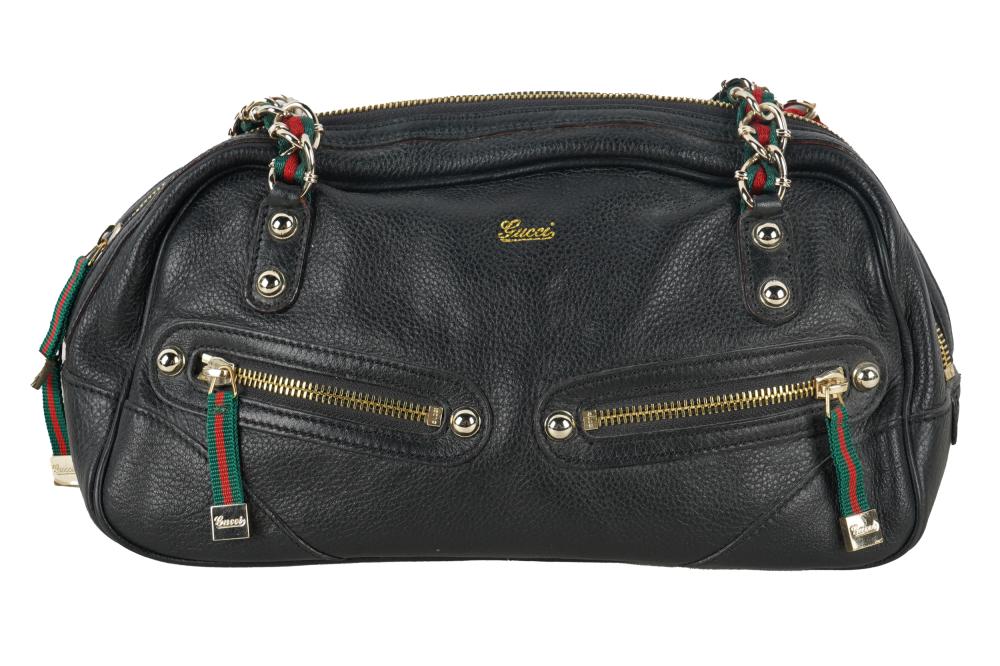 GUCCI HANDBAGblack leather with 332eff