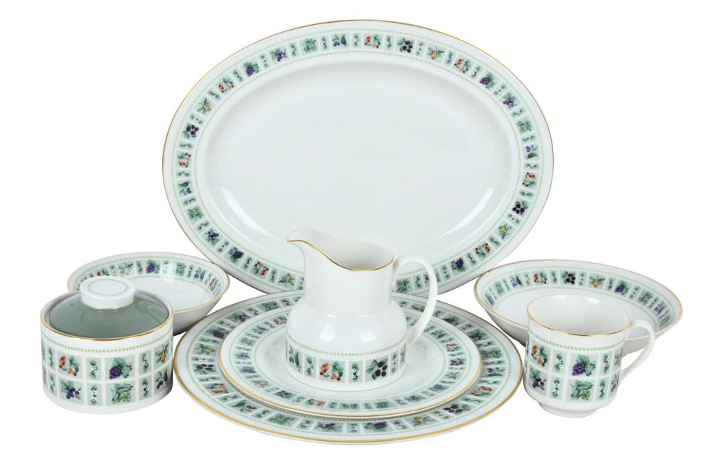 SET OF ROYAL DOULTON DISHES'Tapestry'