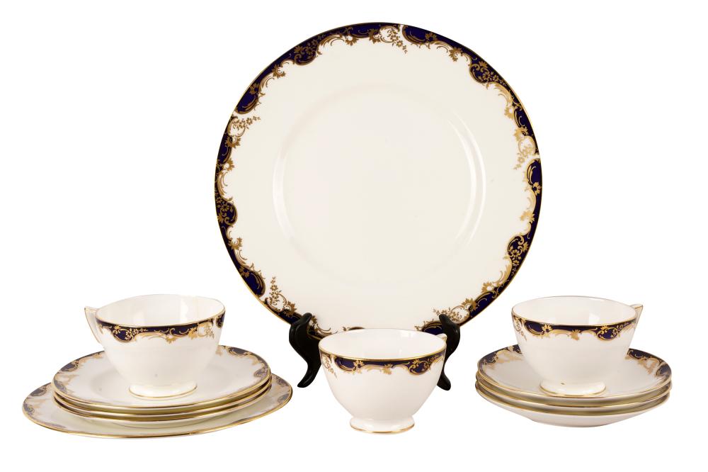 MINTON BONE CHINA SERVICEVersailles