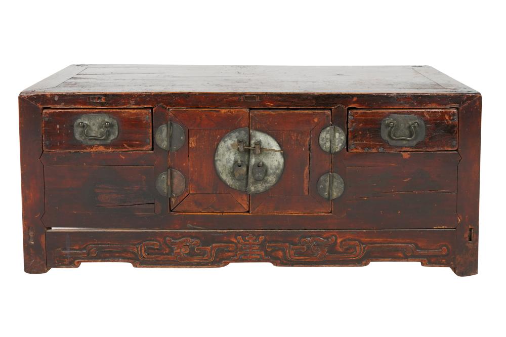 CHINESE STYLE LOW CABINETwith a 332f83