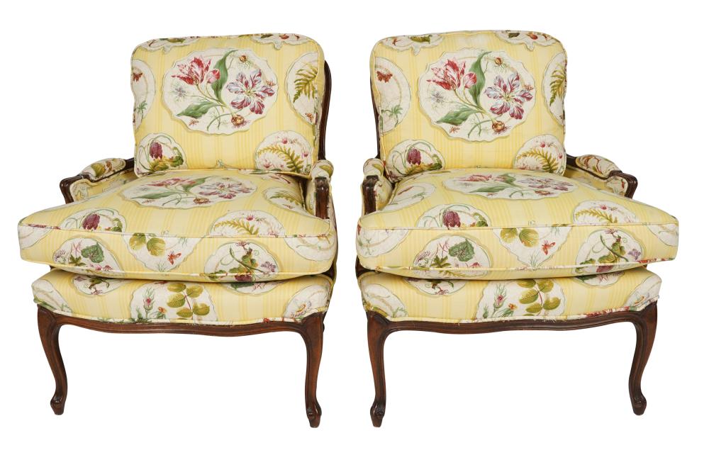 PAIR OF FRENCH PROVINCIAL STYLE 332fb6