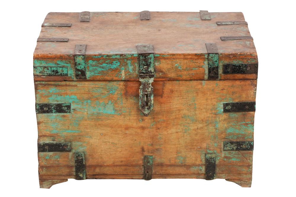 GREEN PAINTED IRON-BOUND WOOD TRUNKthe